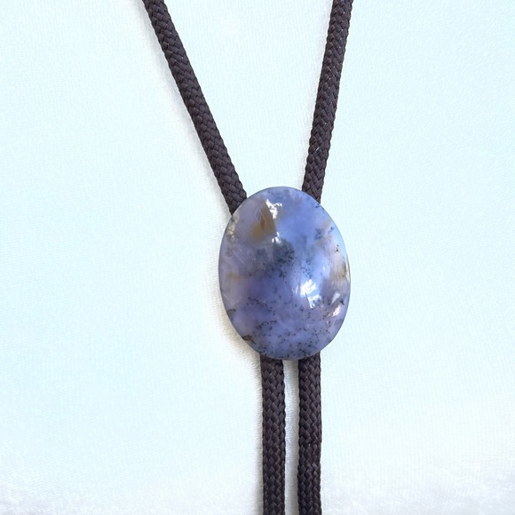 Beautiful Stone Bolo Tie - Picture 9 of 9